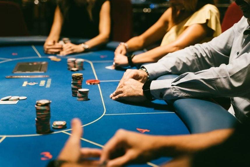 Khám phá thế giới giải trí với sảnh bài và những ưu đãi hấp dẫn tại sảnh bài